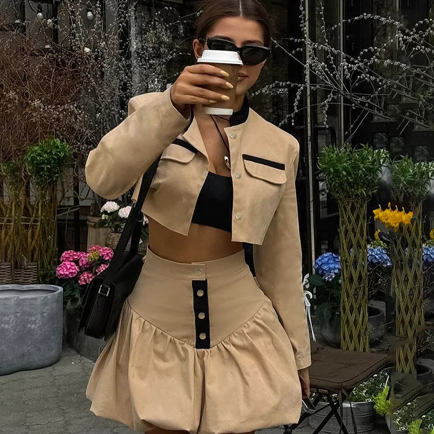Eleganter Zweiteiler Damen – Kurzblazer & Hoher Taillenrock im Blütenstil